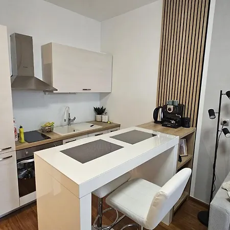 Apartment Luxury Lullu *