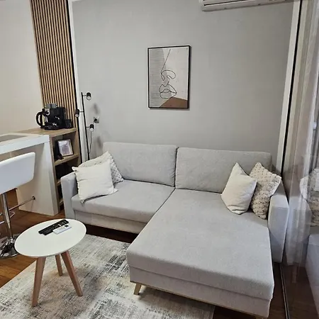 Lägenhet Luxury Lullu *