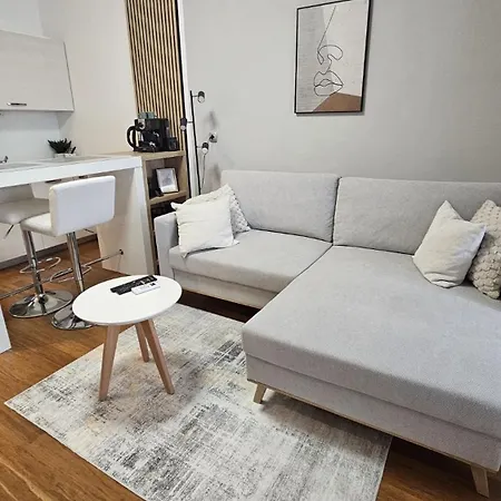 Luxury Lullu * Split