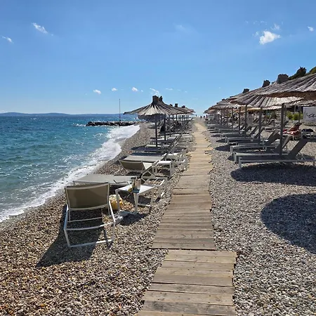 Luxury Lullu * Split